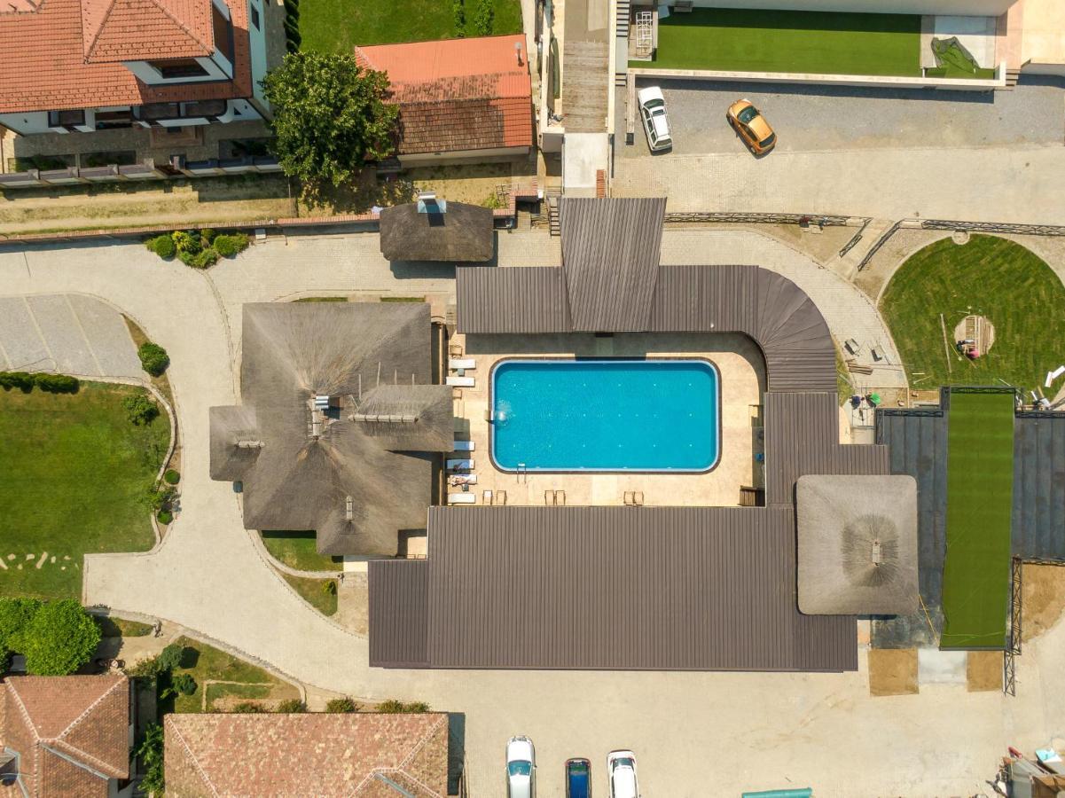 Woodland Resort Kragujevac Exteriör bild