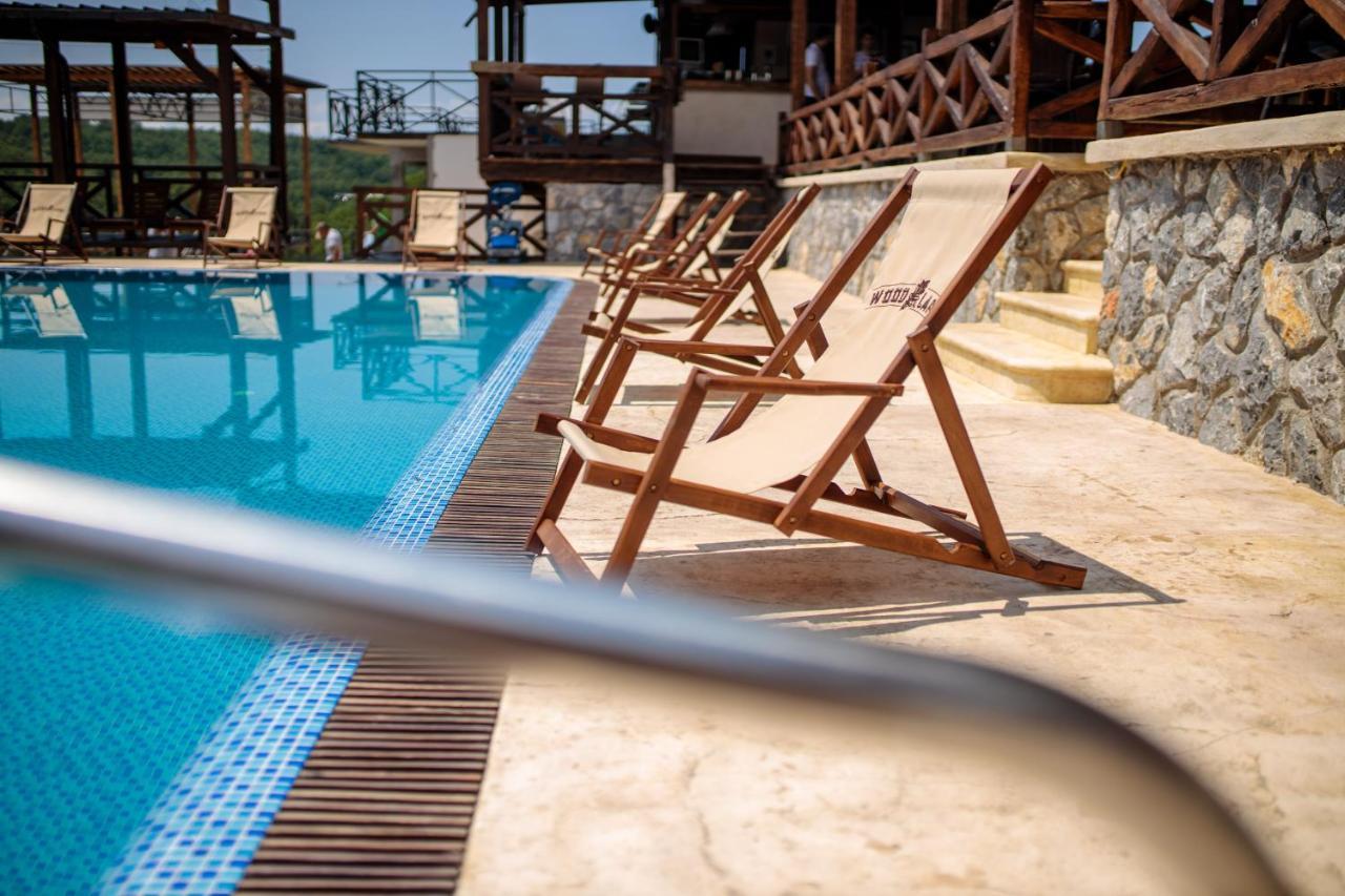 Woodland Resort Kragujevac Exteriör bild