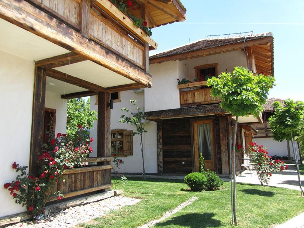 Woodland Resort Kragujevac Exteriör bild